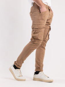 BERNA Pantalone slim con tasconi laterali 233099 Biscotto2