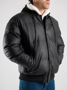 Bomber sportivo con cappuccio removibile tramite zip Nero (4)