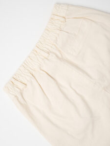 ESTASI Pantalone comodissimo con pinces ed elastico in vita BECKHAM INV Panna (5)