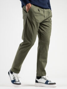 ESTASI Pantalone comodissimo con pinces ed elastico in vita BECKHAM INV Quebec (3)