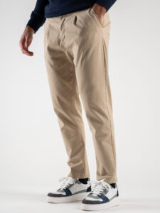 ESTASI Pantalone comodissimo con pinces ed elastico in vita BECKHAM INV Sahara (2)