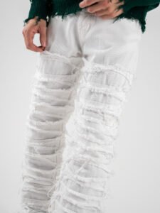 Jeans effetto strappato con gamba morbida PT256 Bianco1