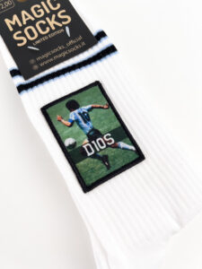 MAGIC SOCKS Calze in spugna unisex tg. unica stampa ricamata DIOS Bianca1