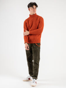 OVER-D Maglione dolcevita intrecciato OE1F2W3M14 Tegola (2)