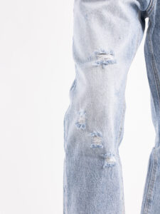 BERNA Jeans chiaro slavato con rotture 233093 Azzurro3