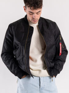 Bomber nero sportivo trapuntato con collo e polsini in maglia TG29751 Nero2