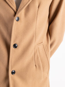 Cappotto basico con collo a V e taschino CAP2201 Cammello12