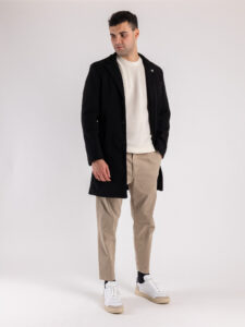 Cappotto basico con collo a V e taschino CAP2201 Nero (3)