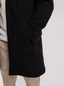 Cappotto basico con collo a V e taschino CAP2201 Nero (5)