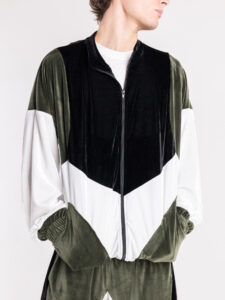 Completo tuta in ciniglia con felpa zip + pantalone con polsini 636 Verde4