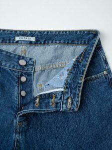 ESTASI Jeans blu senza rotture e corto alla caviglia MARADONA (7)