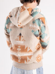 Felpa con cappuccio e zip stampa etnica B356PL Beige5