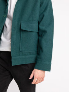 Giacchetta sportiva con tasconi frontali e felpata all’interno GIUB101 Verde5