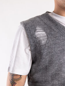 IMPERIAL Gilet in misto lana con strappi M63723SVS5 Grigio (4)