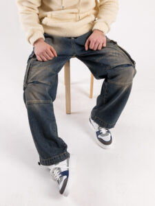 Jeans baggy con coulisse in vita sfumato con tasconi e cuciture a vista JOKI blu9