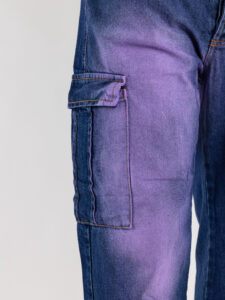 Jeans baggy viola sfumato con tasconi e gamba morbida TASTANGO (3)