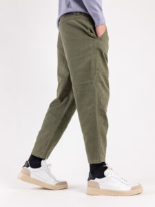 Jeans cropped con tascone laterale ISLAND Verde (2)