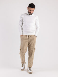 Pantalone cargo morbido in velluto con coulisse in vita e tasconi laterali BLKS2020 Beige (2)