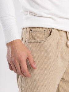 Pantalone cargo morbido in velluto con coulisse in vita e tasconi laterali BLKS2020 Beige (5)