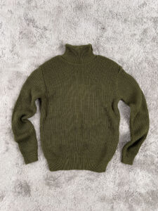 MOD Dolcevita in maglia a costine Verde Militare1
