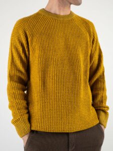 BERNA Maglione girocollo Tweed bottonato misto lana 233031 Senape (2)