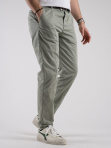 BERNA Pantalone chinos in cotone leggero 243217 Salvia (2)