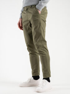 BL11 Pantalone chinos slim leggero CUBA Foresta (1)