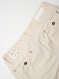BL11 Pantalone chinos slim leggero CUBA Panna (5)