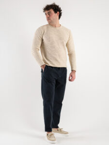 BERNA Pantalone cropped morbido con pinces in cotone leggero 243404 Blu (2)