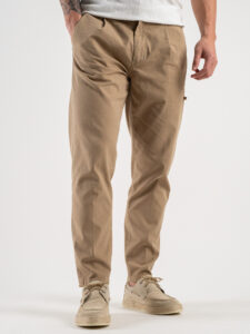 BERNA Pantalone cropped morbido con pinces in cotone leggero 243404 Coloniale (2)