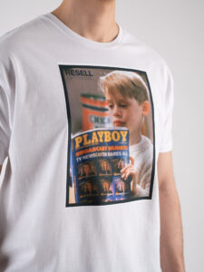 RESELL T-shirt in cotone con stampa MAMMA HO PERSO L’AEREO PLAYBOY 564 Bianco (3)