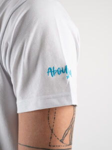 SUPERCULTURE T-shirt in cotone con stampa flock BEACH CLUB Bianca (1)