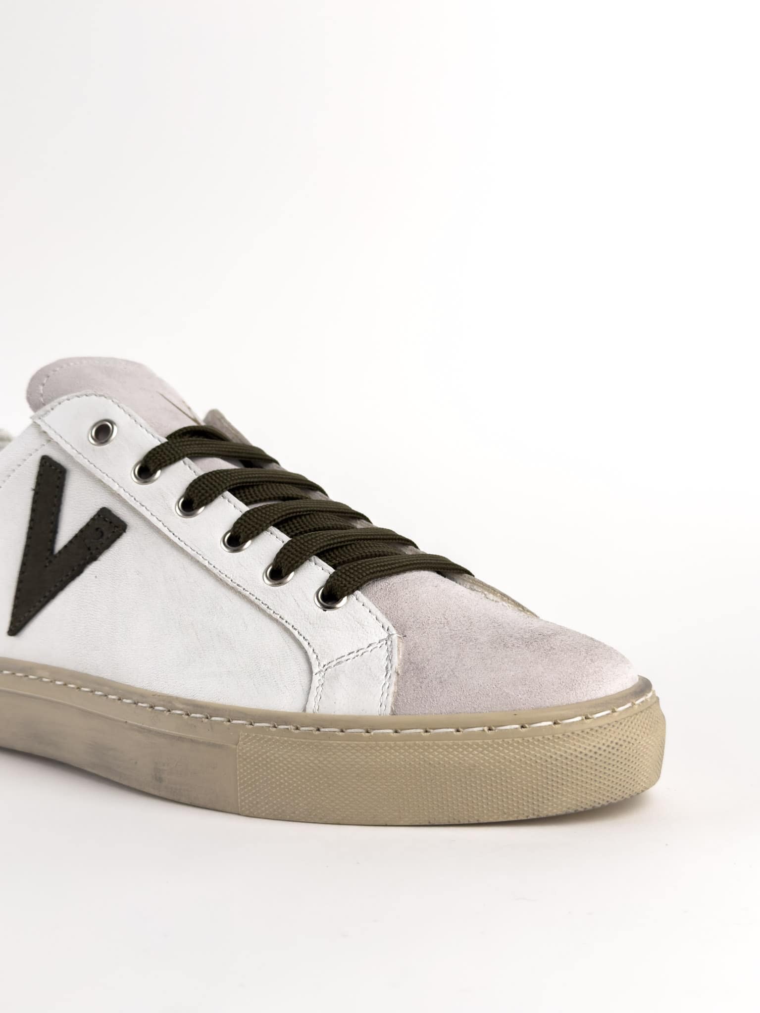 Scarpe con la v discount