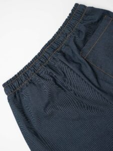 Coordinato in denim leggero ed elastico, con giacchetta crop e pantalone loose cargo KYOTO10