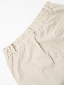 ESTASI Pantalone chino leggero con pinces ed elastico in vita BECKHAM EST Beige (8)
