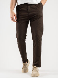 ESTASI Pantalone chino leggero con pinces ed elastico in vita BECKHAM EST Caffè (3)