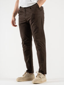 ESTASI Pantalone chino leggero con pinces ed elastico in vita BECKHAM EST Caffè (4)