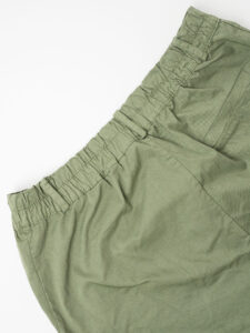 ESTASI Pantalone chino leggero con pinces ed elastico in vita BECKHAM EST Salvia (1)