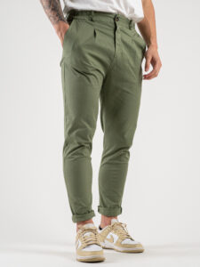 ESTASI Pantalone chino leggero con pinces ed elastico in vita BECKHAM EST Salvia (4)