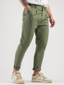 ESTASI Pantalone chino leggero con pinces ed elastico in vita BECKHAM EST Salvia (6)