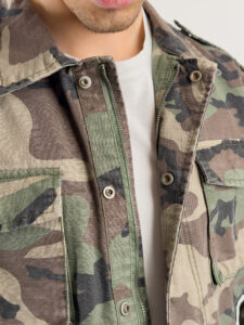 Giacchetta sahariana leggere con patch sulla manica sinistra BG0180 Camoflage4