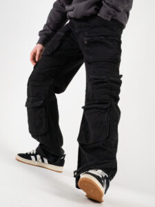 Jeans baggy con tasconi ZA45-BB15 Nero (1)