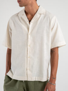Camicia cropped over a MM in cotone lavorato L815011 Sabbia (3)