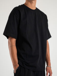 Coordinato corto con t-shirt over + Bermuda con coulisse L815003 Nero (4)