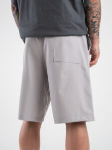 Bermuda in poliviscosa morbido con coulisse in vita 22PU21 Grigio Ice (1)