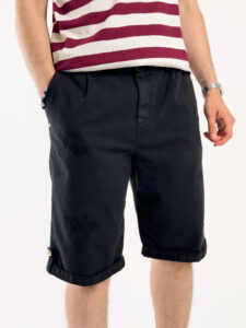 BERNA Bermuda in jeans con pences e rotture chiuse 220174 Nero (2)
