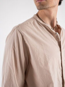 BERNA Camicia in cotone leggero con collo a coreana 230237 Sabbia (5)