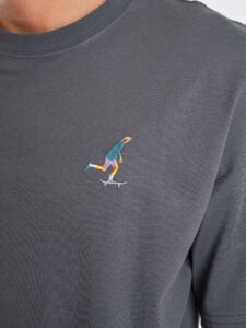 ONLY&SONS T-shirt regular con piccola stampa ricamata ABE 22030582 Magnet (1)