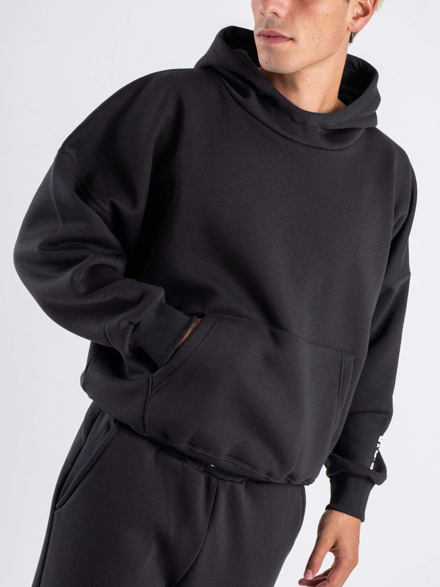 BERNA Felpa felpata boxy fit con cappuccio oblò 252021 Piombo