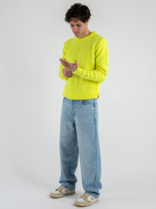 BERNA Maglione girocollo bouclè misto lana 233050 Giallo fluo (2)